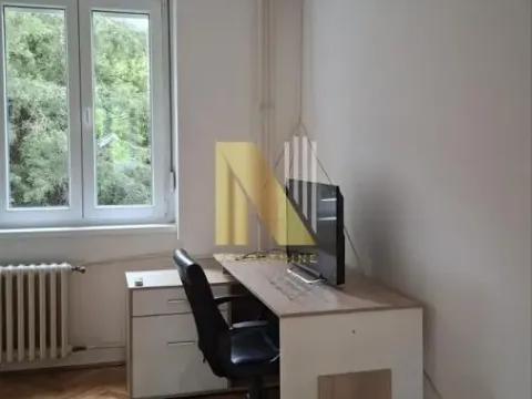 Izdavanje, trosoban stan, 88m², Centar, Novi Sad - image 6