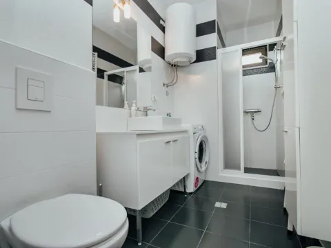 Sale, one bedroom apartment, 73m², Podi, Herceg Novi - image 3