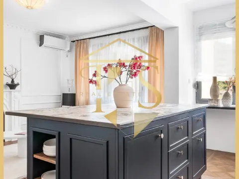 Rent, two bedroom apartment, 77m², Centar, Tivat - image 11