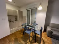 Izdavanje, jednosoban stan, 42m², City Kvart, Podgorica - image 3