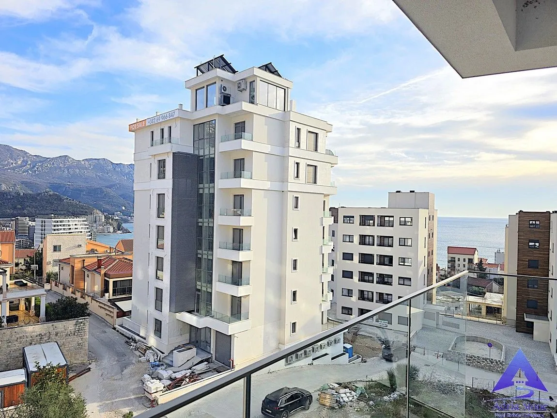 Prodaja, dvosoban stan, 63m², Bečići, Budva