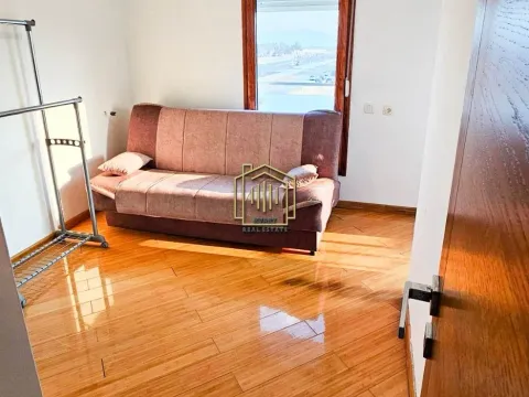 Izdavanje, dvosoban stan, 64m², Stari Aerodrom, Podgorica - image 8