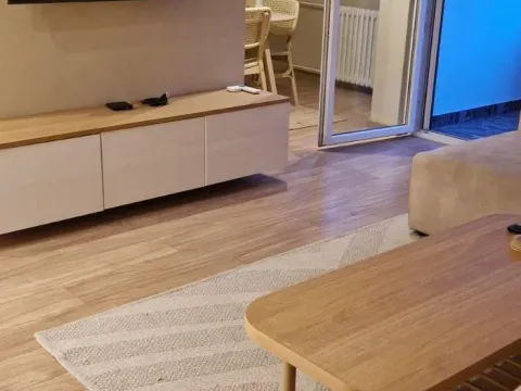 Izdavanje, trosoban stan, 86m², Novi Beograd Blok 63, Novi Beograd Sve Podlokacije - image 15