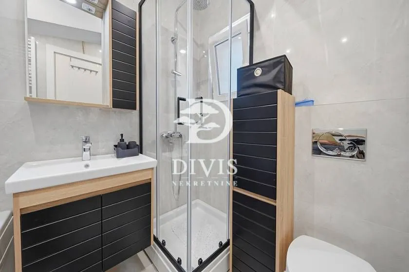 Rent, house, 513m², Dedinje Sve Podlokacije, Beograd