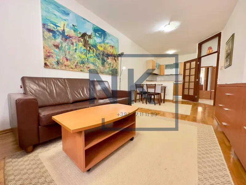 Izdavanje, dvosoban stan, 70m², Gorica C, Podgorica