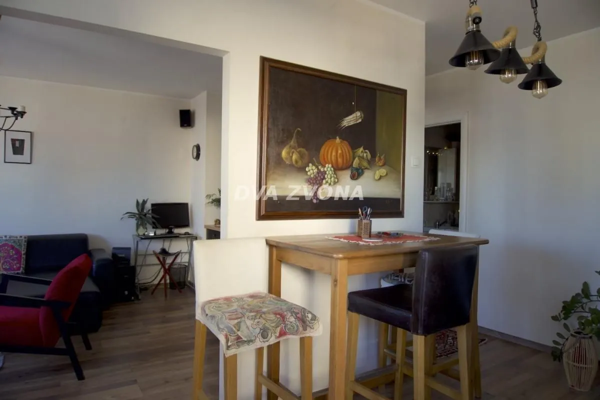 Prodaja, dvosoban stan, 55m², Bulevar Oslobodjenja, Novi Sad Sve Podlokacije