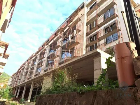 Sale, two bedroom apartment, 65m², Maine, Budva - image 7