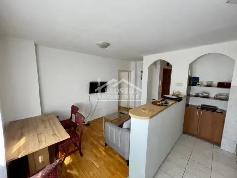 Rent, one bedroom apartment, 36m², Zvezdara Sve Podlokacije, Beograd - image 2