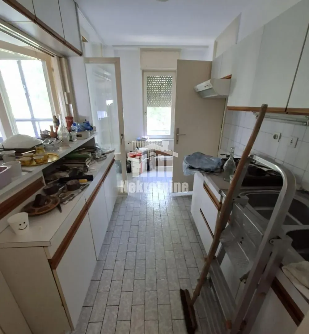 Prodaja, trosoban stan, 84m², Novi Beograd Sve Podlokacije, Beograd