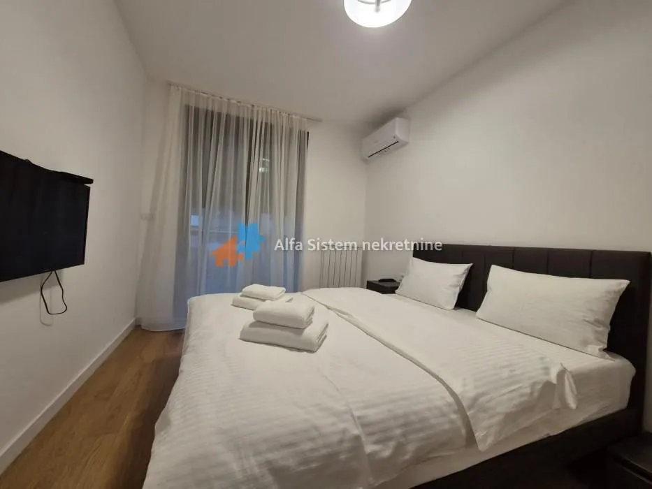 Izdavanje, trosoban stan, 95m², Trošarina, Voždovac Sve Podlokacije