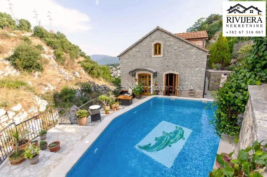 Prodaja, kuća, 226m², Podi, Herceg Novi