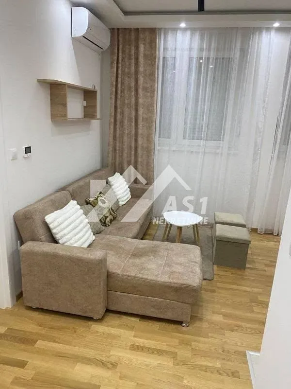 Izdavanje, dvosoban stan, 42m², Petrovaradin, Novi Sad