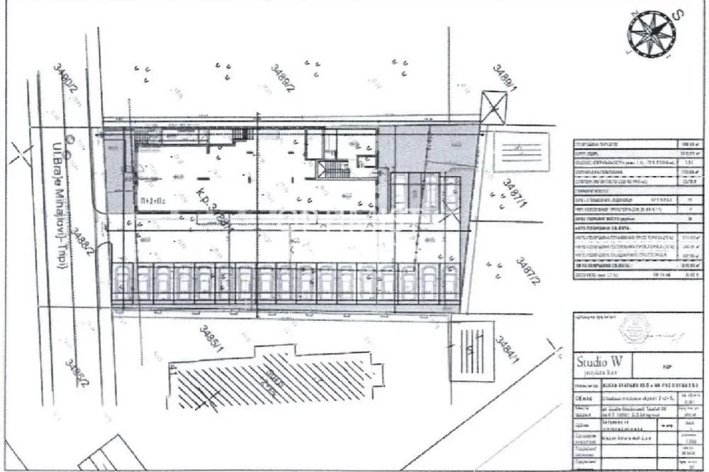 Sale, office space, 200m², Batajnica, Beograd