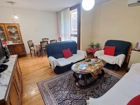 Prodaja, trosoban stan, 108m², Blok 5, Podgorica - image 13