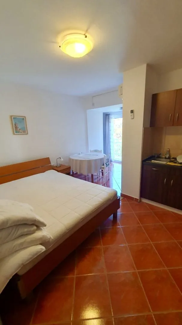 Prodaja, kuća, 375m², Kalimanj, Tivat