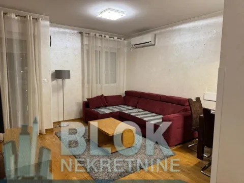 Izdavanje, jednosoban stan, 43m², City Kvart, Podgorica - image 3