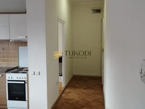 Izdavanje, jednosoban stan, 40m², Kalenić Pijaca, Vračar Sve Podlokacije - image 8