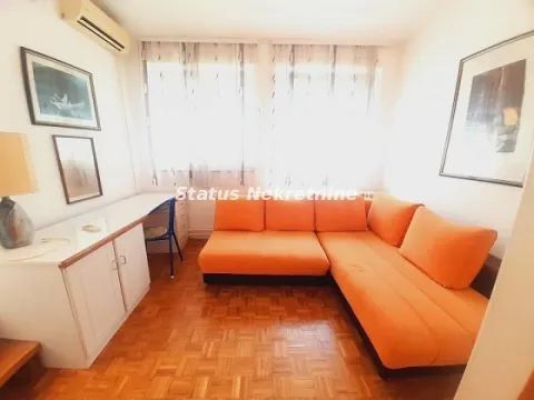 Izdavanje, garsonjera, 25m², Liman 4, Novi Sad Sve Podlokacije - image 1