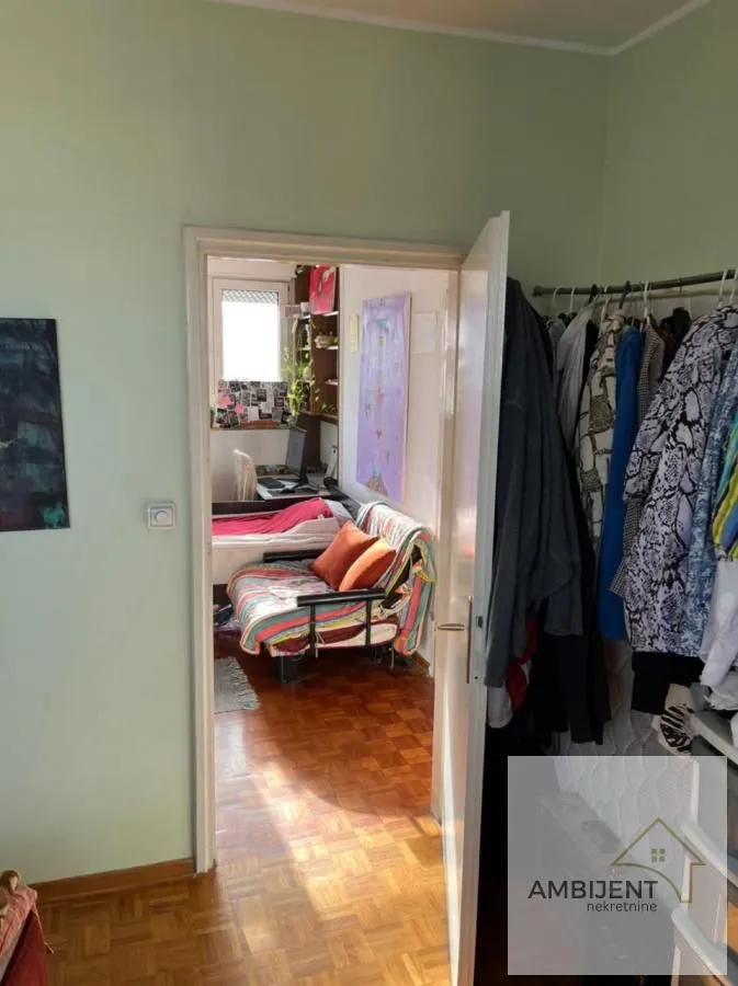 Prodaja, trosoban stan, 57m², Stari Grad, Beograd