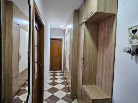 Prodaja, jednosoban stan, 58m², Stari Aerodrom, Podgorica - image 8