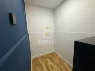 Izdavanje, poslovni prostor, 40m², Centar, Tivat - image 5