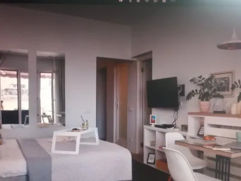 Izdavanje, jednosoban stan, 31m², Stari Grad, Beograd - image 3