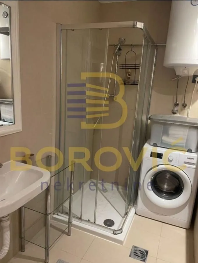 Sale, three bedroom apartment, 68m², Stari Grad, Beograd