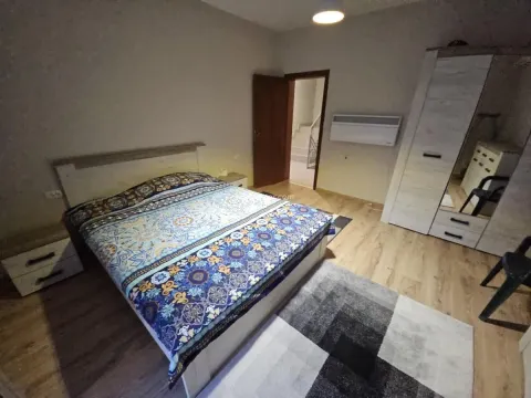 Prodaja, kuća, 220m², Centar, Tivat - image 9