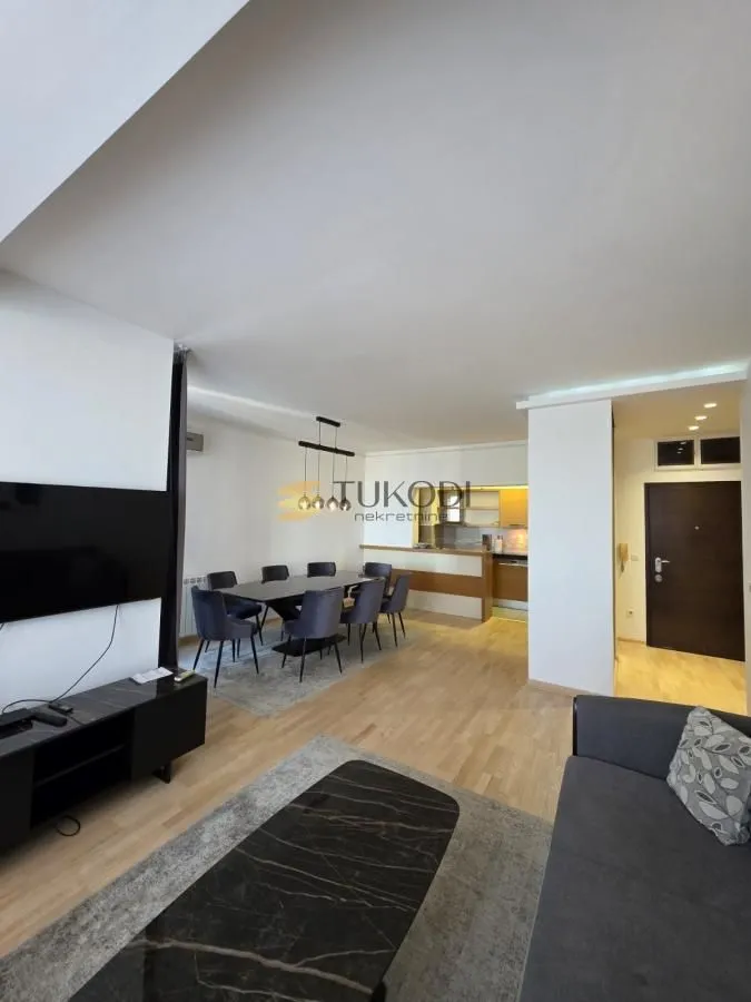 Rent, three bedroom apartment, 85m², Stari Grad, Beograd