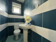 Izdavanje, kuća, 150m², Masline, Podgorica - image 7