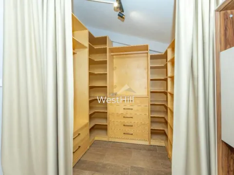 Sale, house, 234m², Tivat, Crna Gora - image 8