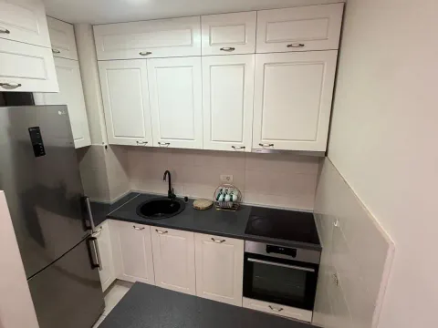 Izdavanje, dvosoban stan, 75m², Zagorič, Podgorica - image 4