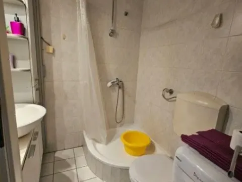 Prodaja, jednosoban stan, 42m², Zagorič, Podgorica - image 10