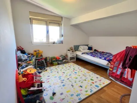 Prodaja, dvosoban stan, 73m², Zabjelo, Podgorica - image 9