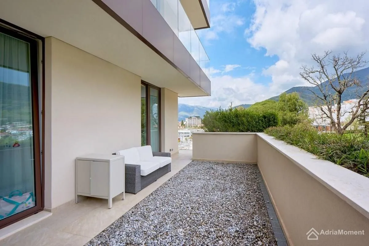 Sale, two bedroom apartment, 160m², Porto Montenegro, Tivat