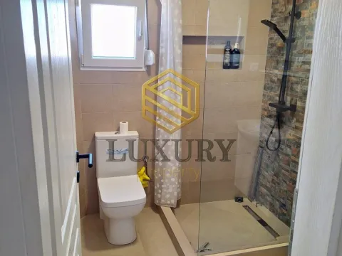 Izdavanje, kuća, 110m², Cijevna, Podgorica - image 11