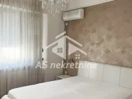 Izdavanje, trosoban stan, 110m², Slavija, Vračar Sve Podlokacije - image 7