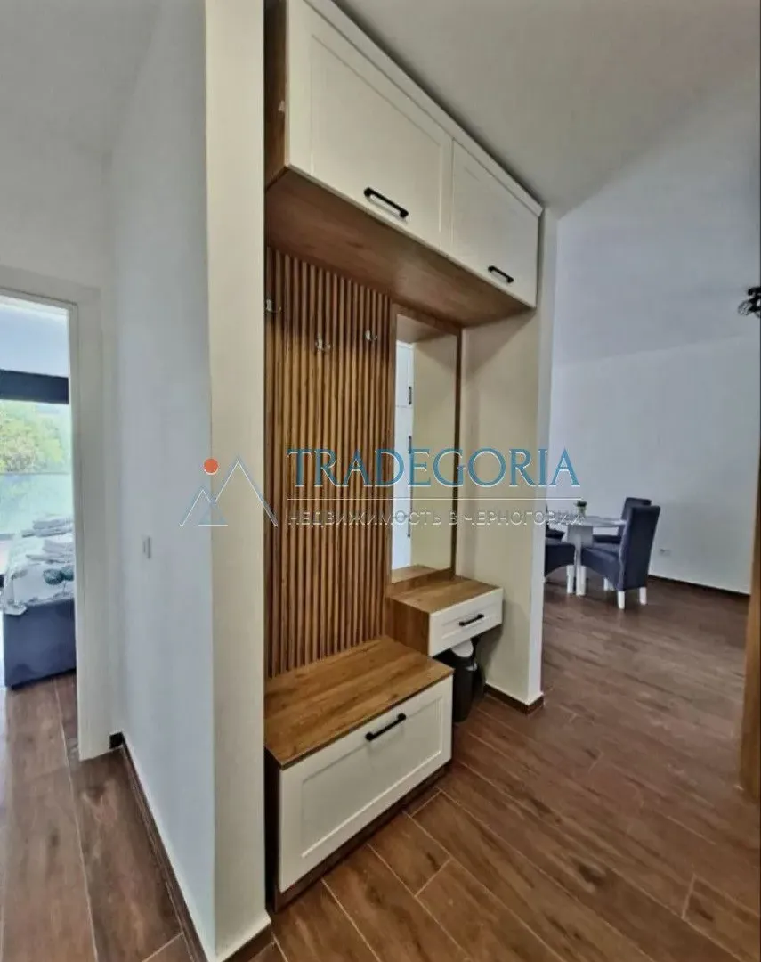 Prodaja, dvosoban stan, 67m², Dobra Voda, Bar