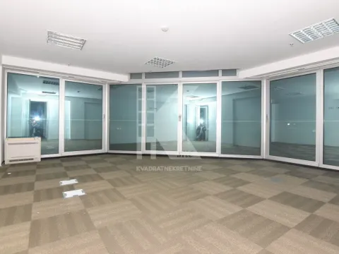 Rent, office space, 445m², Preko Morače, Podgorica - image 18