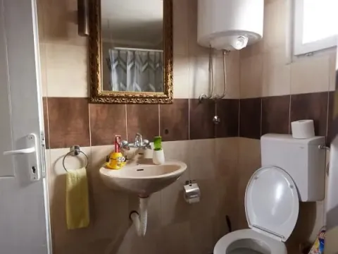 Sale, house, 240m², Stari Slankamen, Inđija - image 11