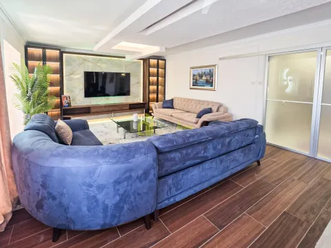 Rent, three bedroom apartment, 200m², Gorica C, Podgorica - image 6