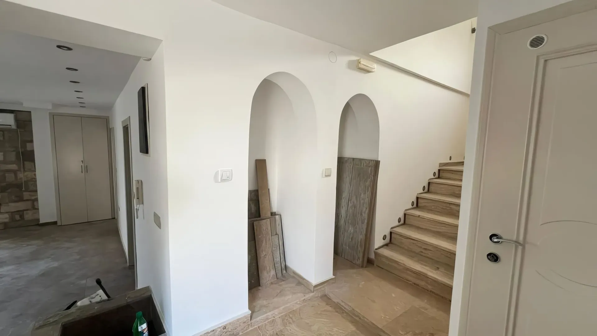 Prodaja, kuća, 360m², Bečići, Budva