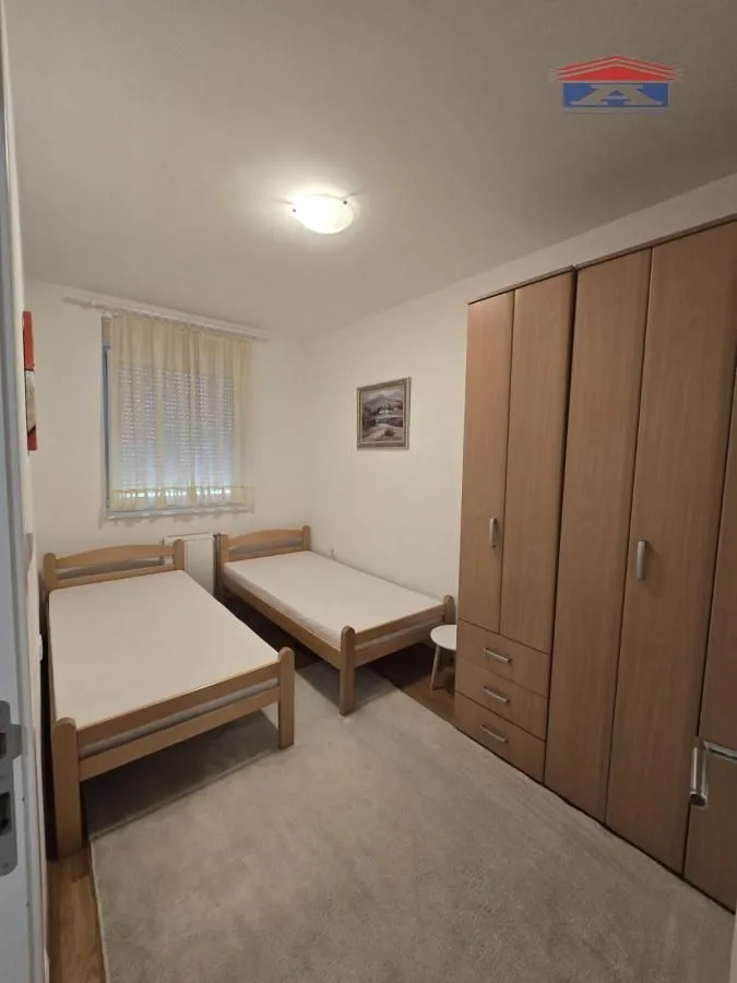 Izdavanje, dvosoban stan, 46m², Grbavica, Novi Sad Sve Podlokacije