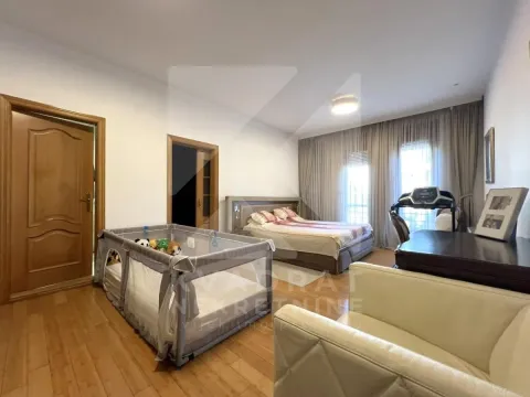 Prodaja, trosoban stan, 141m², Kruševac, Podgorica - image 10