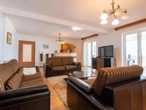 Prodaja, kuća, 185m², Krašići, Tivat - image 4