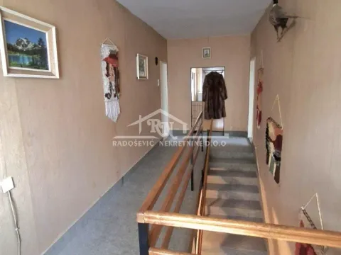 Prodaja, kuća, 265m², Smederevska Palanka, Srbija - image 8