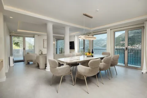 Sale, house, 400m², Stoliv, Kotor - image 12