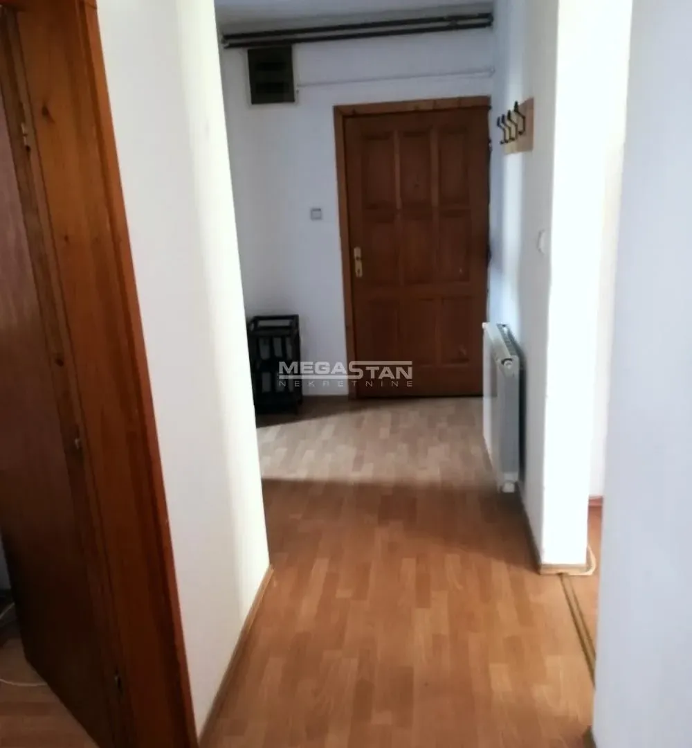 Sale, three bedroom apartment, 72m², Zemun Centar, Zemun Sve Podlokacije