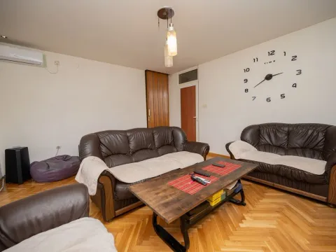 Prodaja, trosoban stan, 104m², Centar, Podgorica - image 3