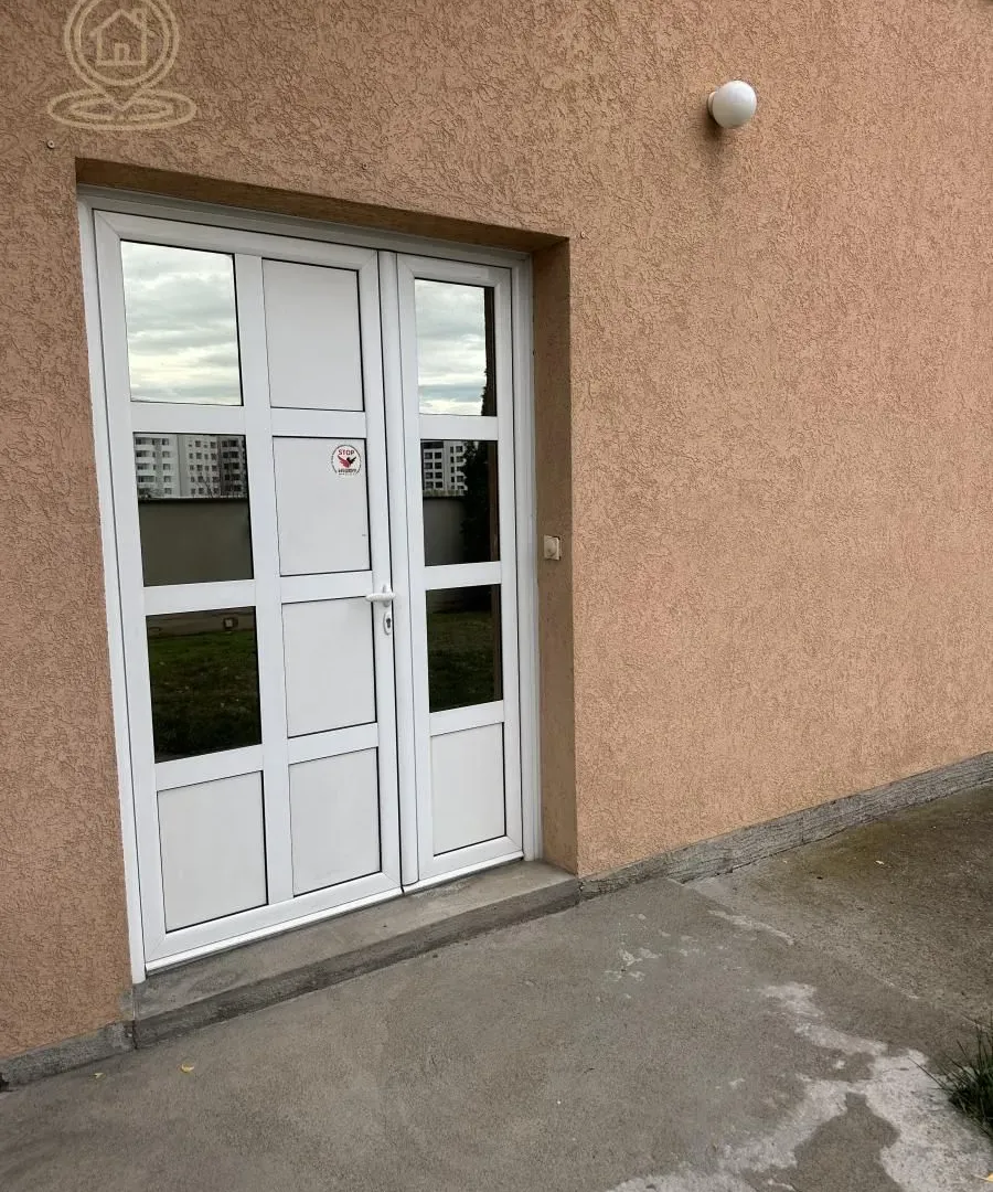 Prodaja, kuća, 375m², Pantelej, Niš